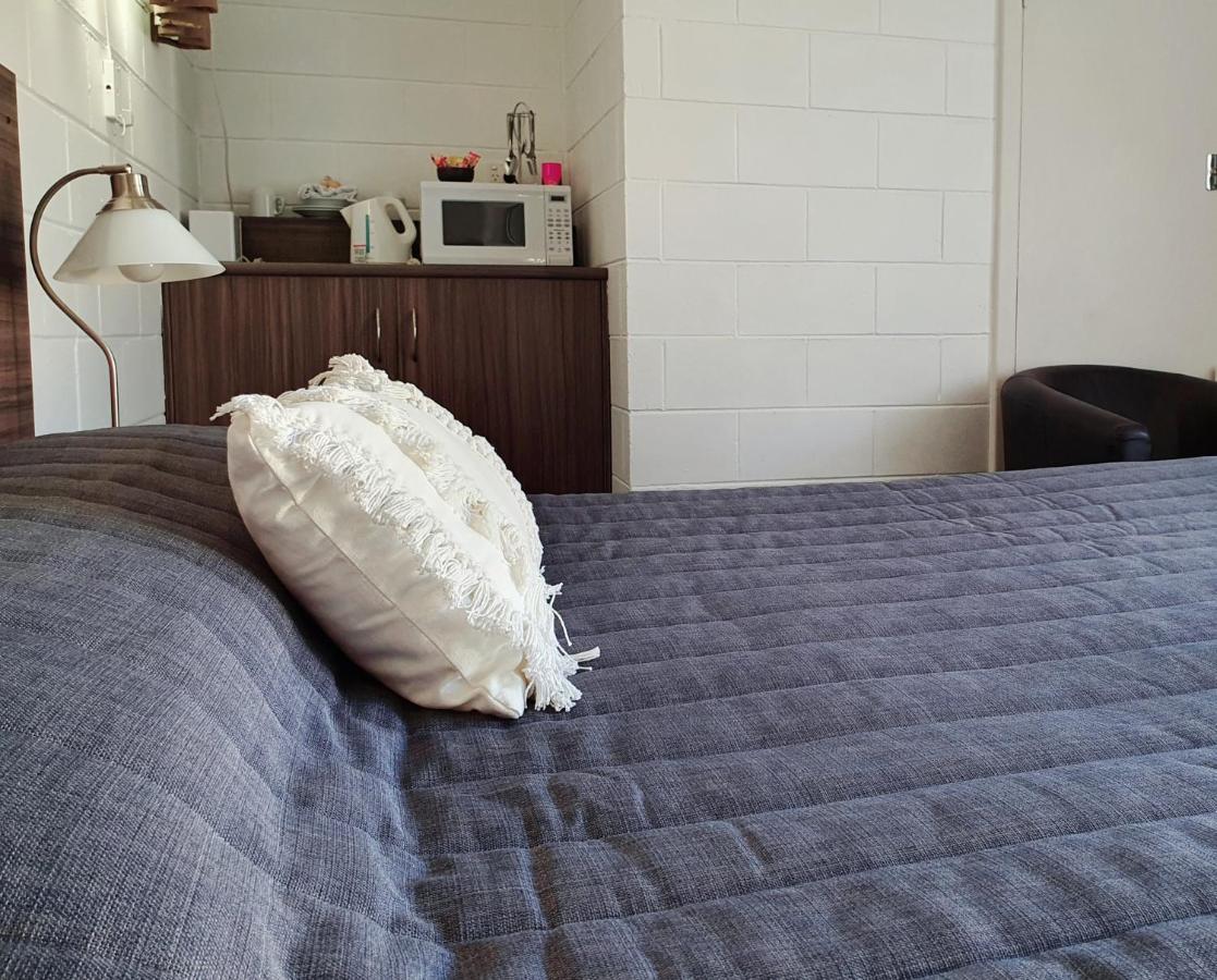Motel Riverbend Tailem Bend Bagian luar foto