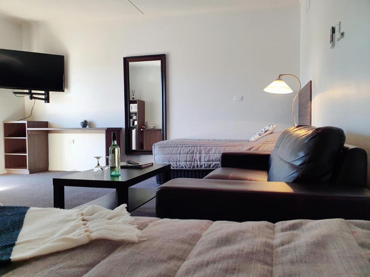 Motel Riverbend Tailem Bend Bagian luar foto