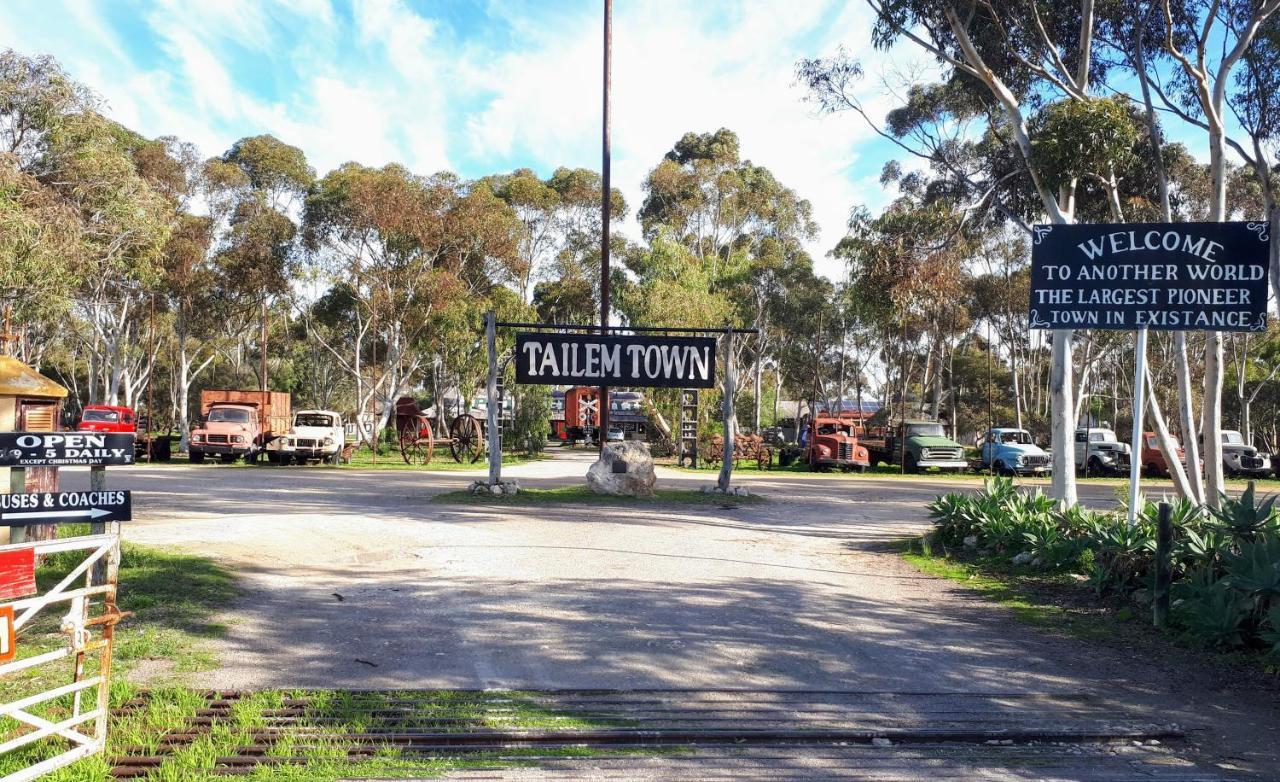 Motel Riverbend Tailem Bend Bagian luar foto