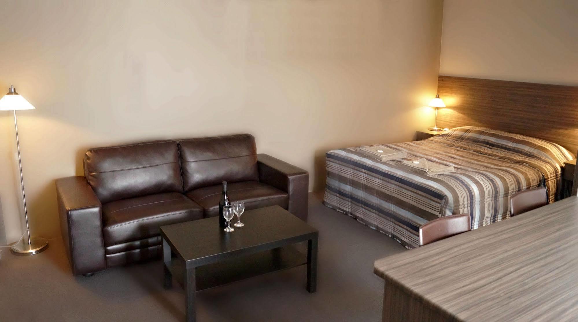 Motel Riverbend Tailem Bend Bagian luar foto