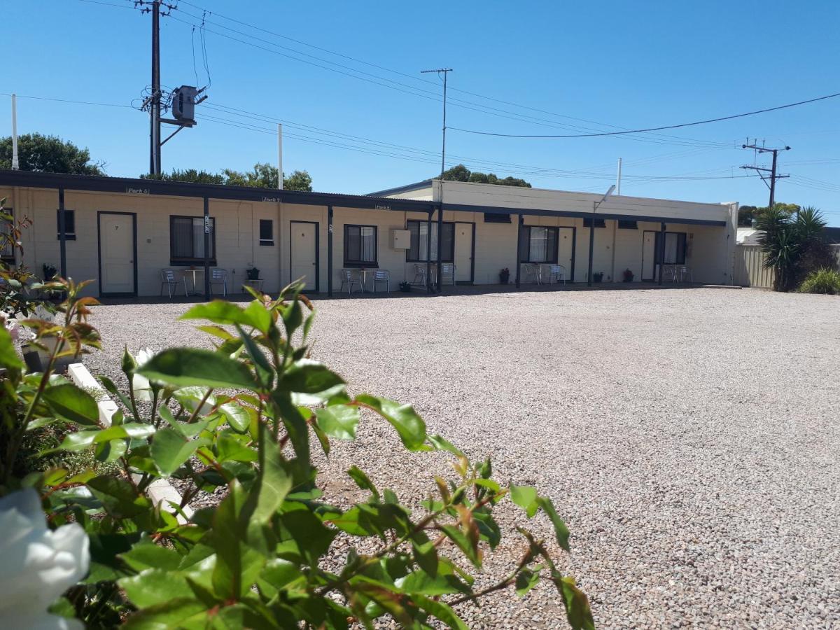 Motel Riverbend Tailem Bend Bagian luar foto